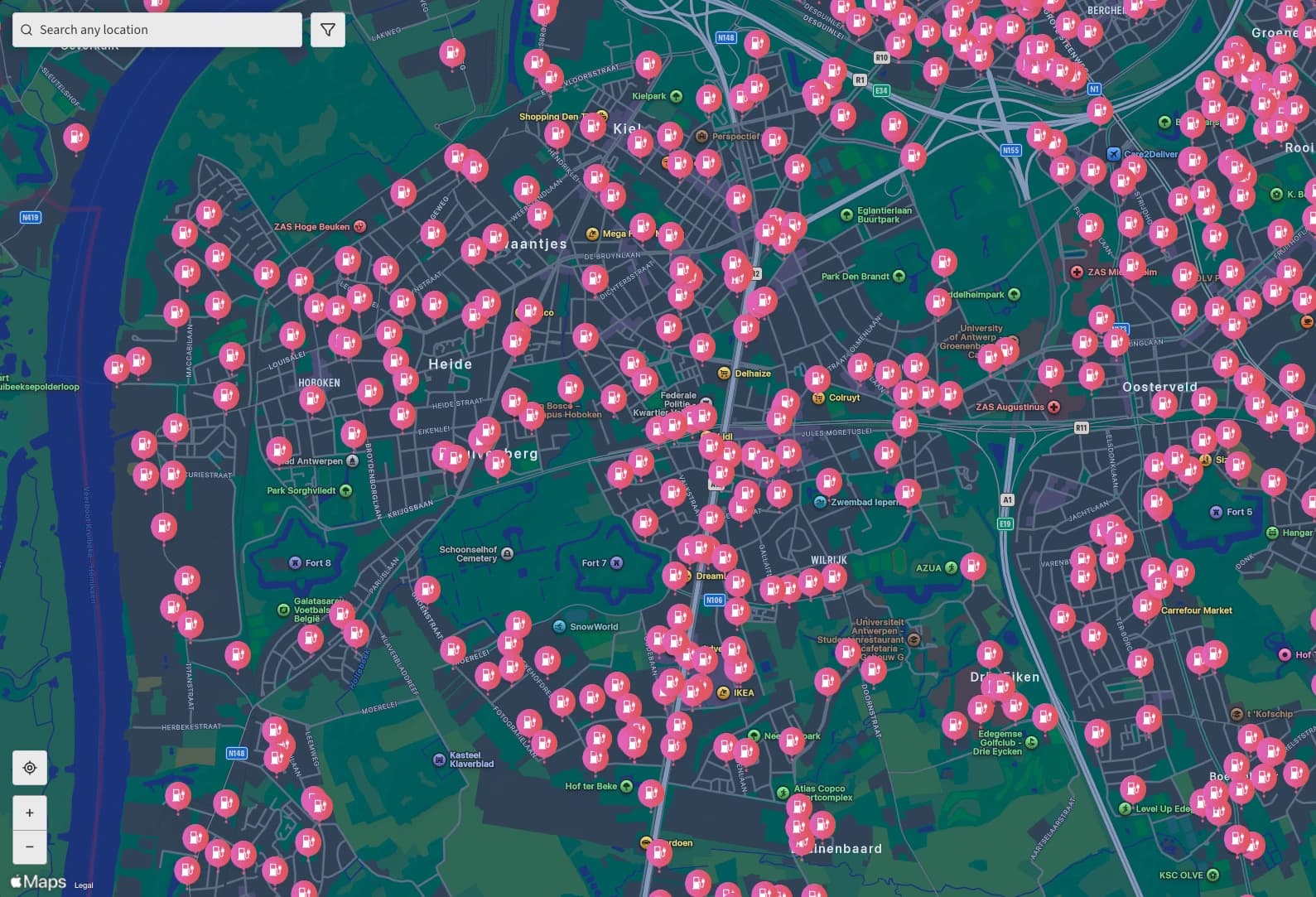 The EEVEE charging map over Antwerp, covered in pink pins marking charge points
